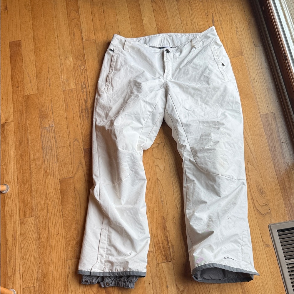 Women's White Cargo Pants